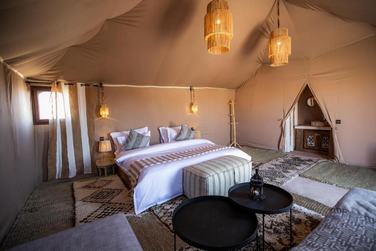Готель Aiour Luxury Camp Мерзуга Екстер'єр фото